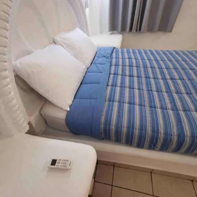 COMFY 2BEDROOM MINUTES FROM DOWNTOWN & FAST WI-FI ZIHUATANEJO